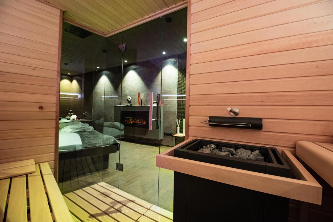 Nutrend World Hotel ออลอโมตซ์ ภายนอก รูปภาพ